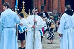 1394805809360974