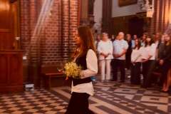 1384574757050746